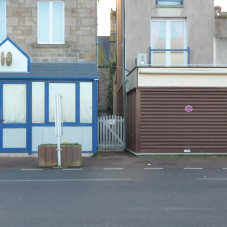 Holiday home Quai Vauban Saint-Vaast-la-Hougue
