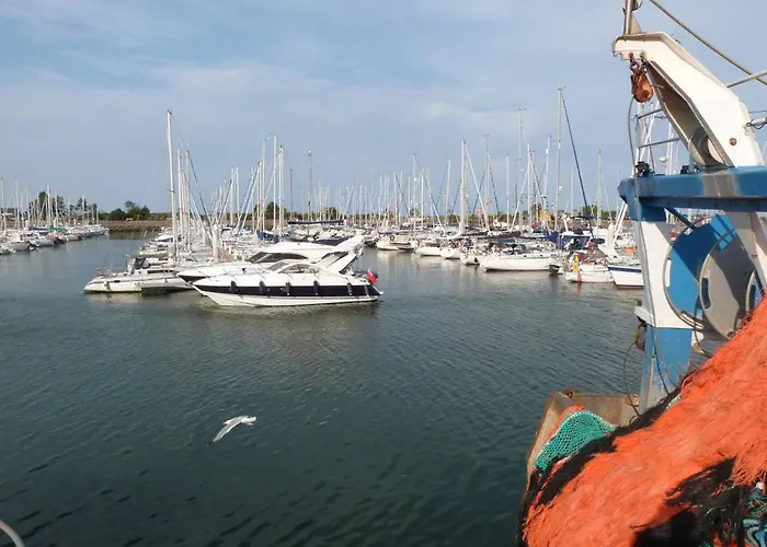 Quai Vauban Saint-Vaast-la-Hougue